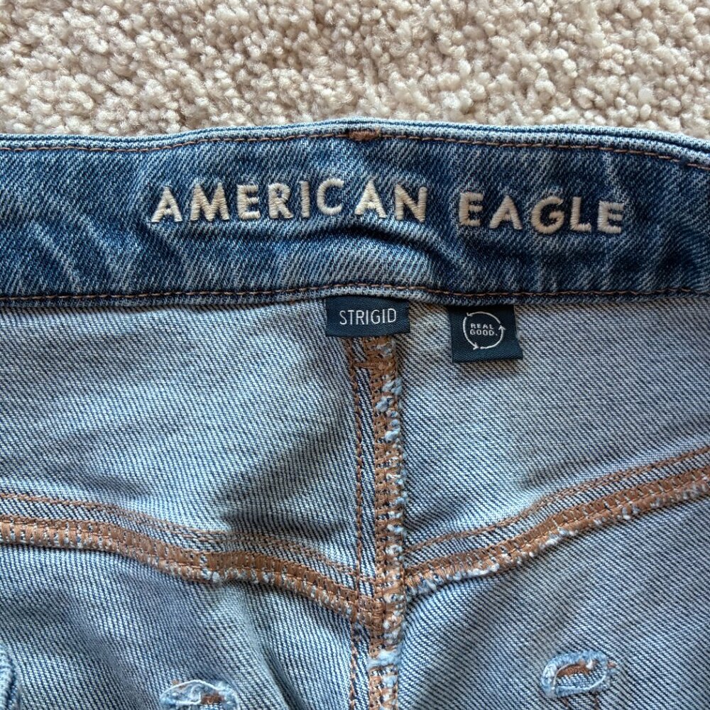AE Strigid Curvy Super High-Waisted Baggy Straight Jean - Picture 9 of 14